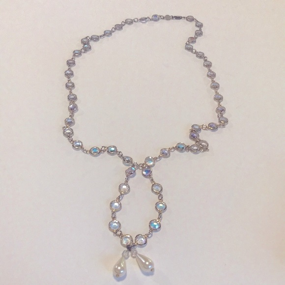 Austrian Crystal Necklace - Beautiful - Picture 2 of 13